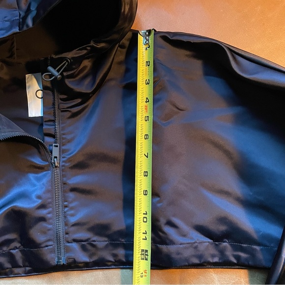 COS cropped hooded nylon crop jacket navy sleeve zip sporty luxe designer - Picture 13 of 15